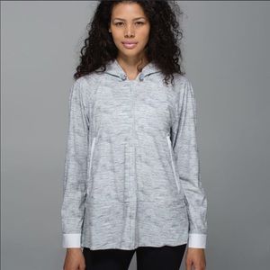 Lululemon jacket/ sweater / lululemon zip up